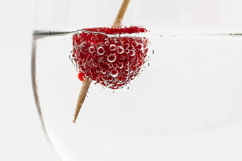 raspberry fruit infused water